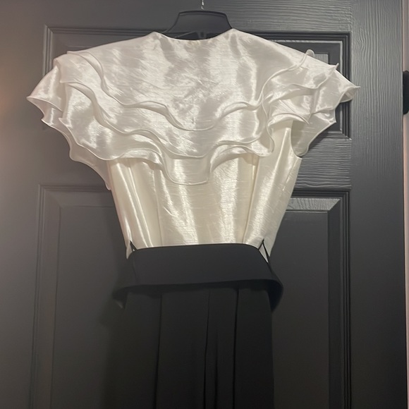 Vintage BB /Collections black and white jumpsuit - Picture 4 of 10